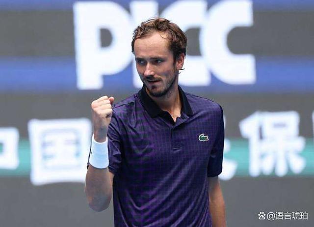 英国网球队爆冷西班牙网球队,梅德韦杰夫送出助攻的简单介绍 英国网球队爆冷西班牙网球队,梅德韦杰夫送出助攻的简单介绍