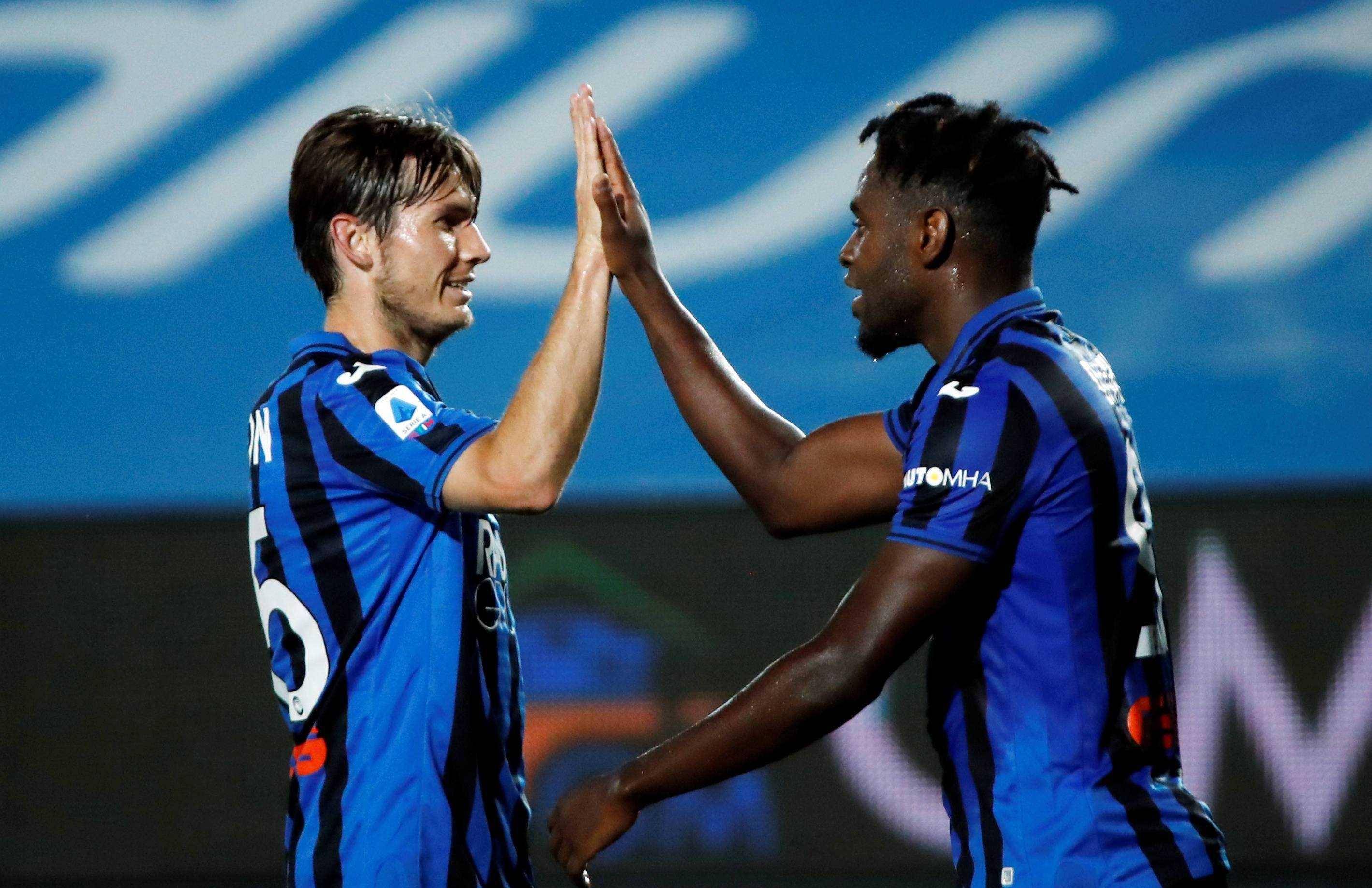 包含亚特兰大门将:球队备战下一场比赛的词条 包含亚特兰大门将:球队备战下一场比赛的词条