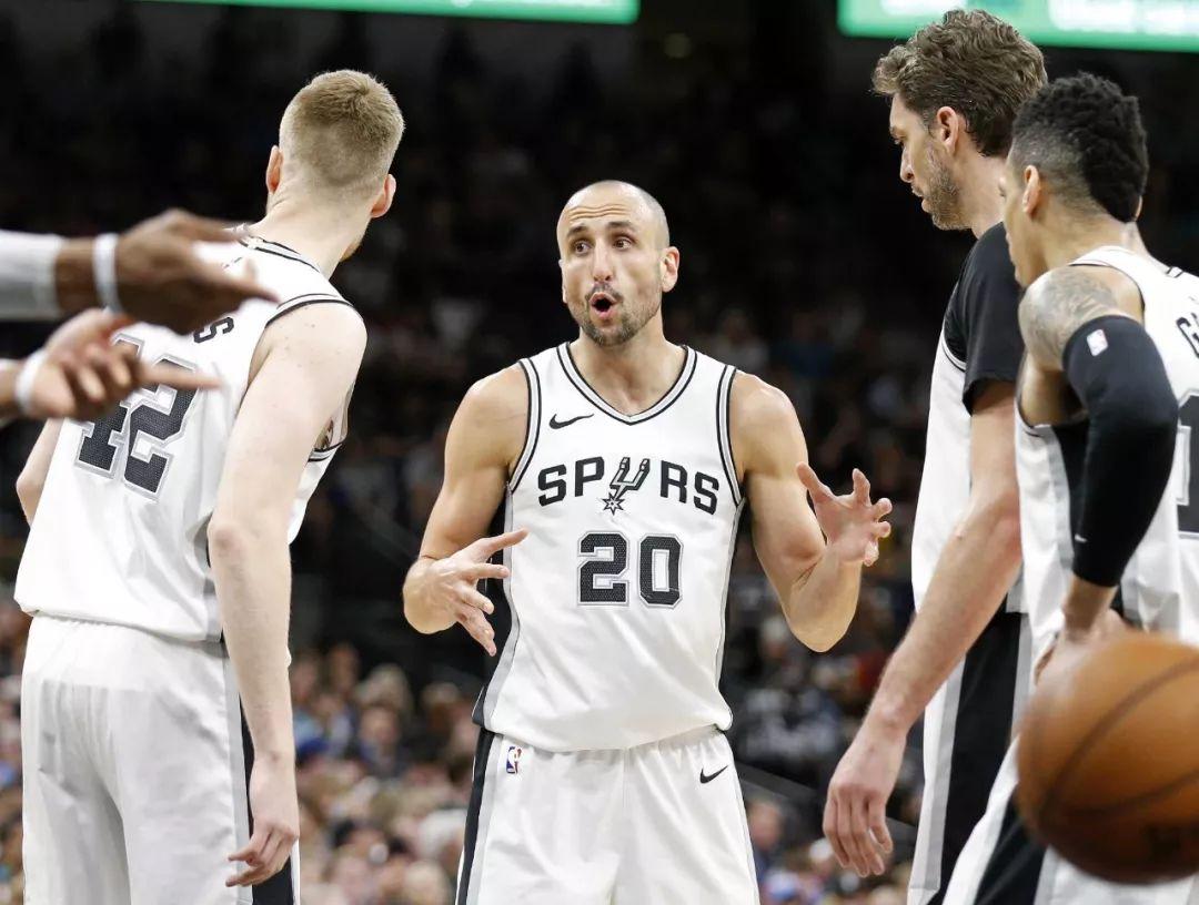 关于阿尔德里奇受伤退出季后赛,尼克斯队形势严峻的信息 关于阿尔德里奇受伤退出季后赛,尼克斯队形势严峻的信息