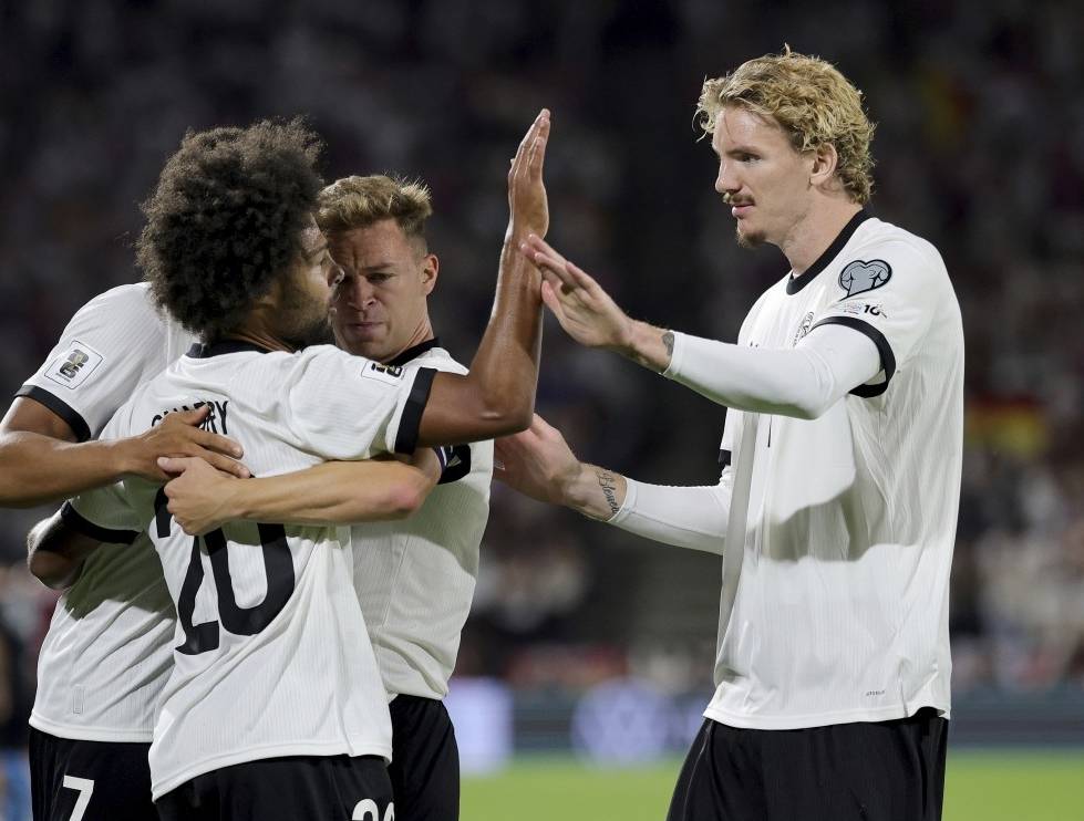 荷兰胜德国,欧预赛领跑积分榜突然发生巨变的简单介绍 荷兰胜德国,欧预赛领跑积分榜突然发生巨变的简单介绍