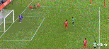 开云下载-亨霍夫踢平对手，牢牢抓住积分