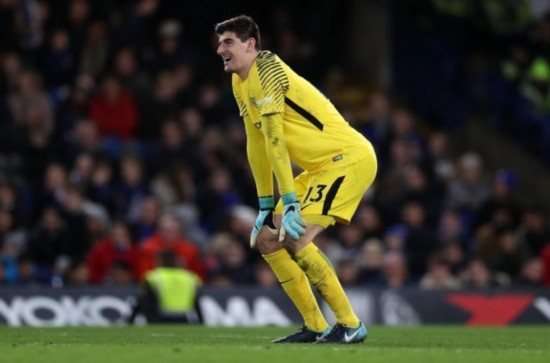 瓦伦西亚连续争抢成功巴黎门将连续扑点 瓦伦西亚连续争抢成功巴黎门将连续扑点