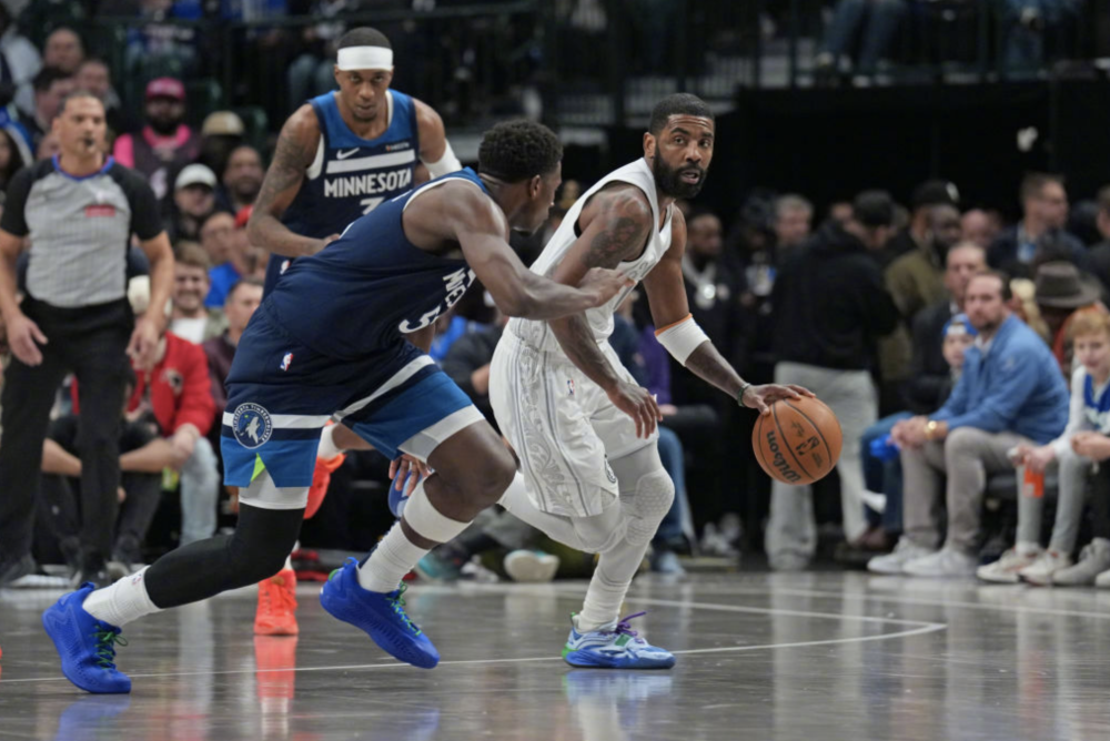 米切尔准绝杀,爵士击败火箭迎新赛季首胜 米切尔准绝杀,爵士击败火箭迎新赛季首胜