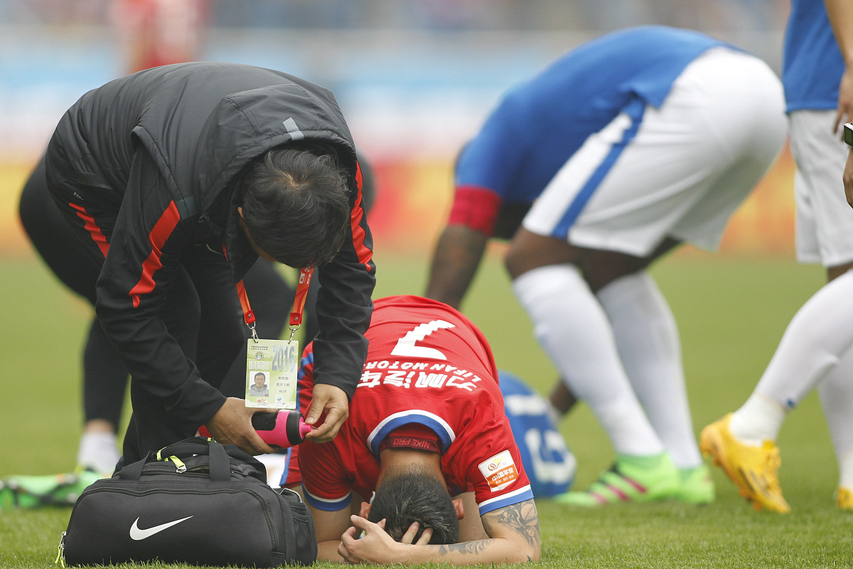 包含突发!柏林赫塔主力中场受伤,或将缺席重要比赛的词条 包含突发!柏林赫塔主力中场受伤,或将缺席重要比赛的词条