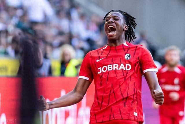 关于弗赖堡客场失利，客场战绩堪忧的信息