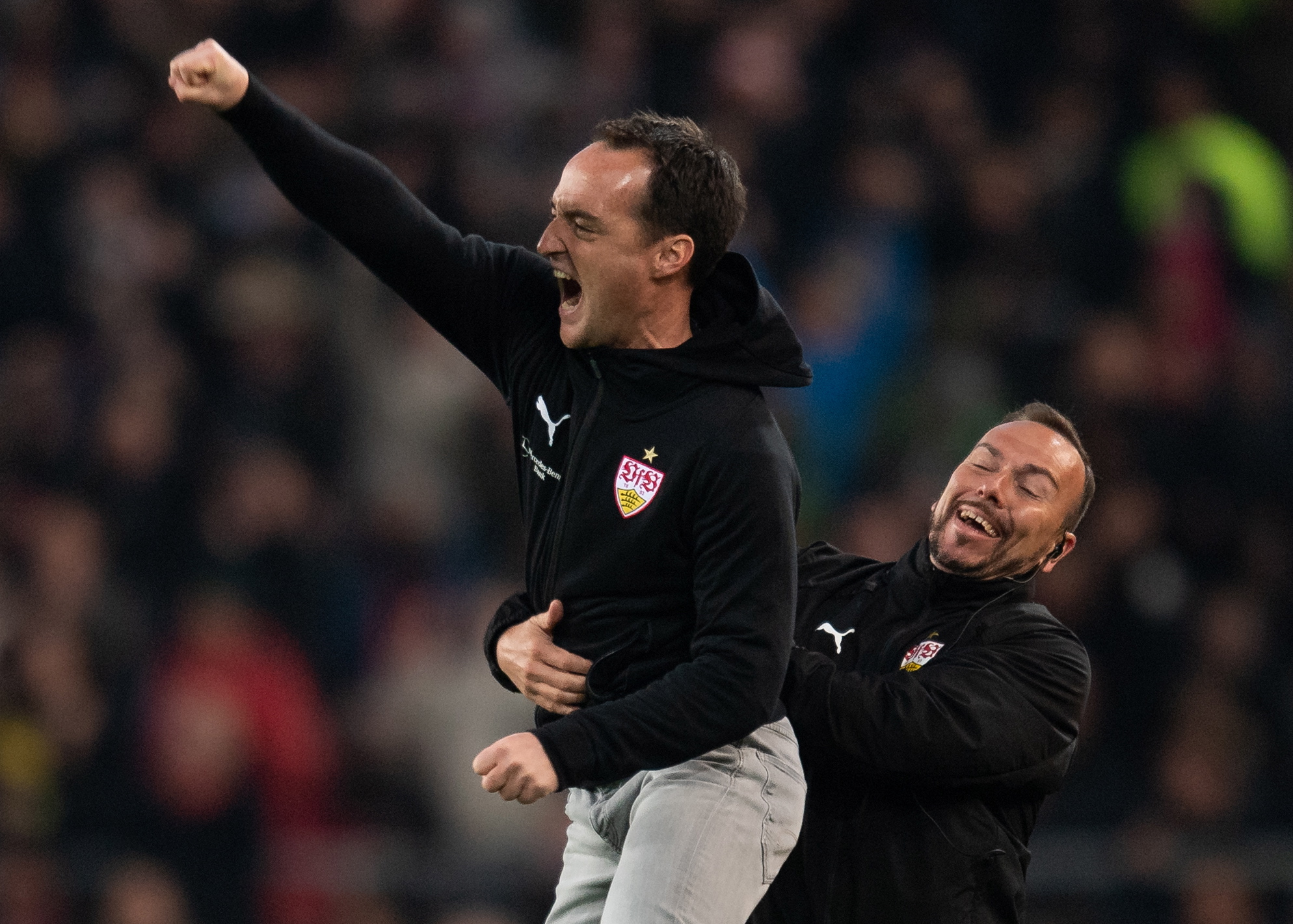 斯图加特队遭遇抢劫,遗失大量球员信息 斯图加特队遭遇抢劫,遗失大量球员信息