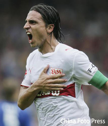 斯图加特客场爆冷，成功取胜