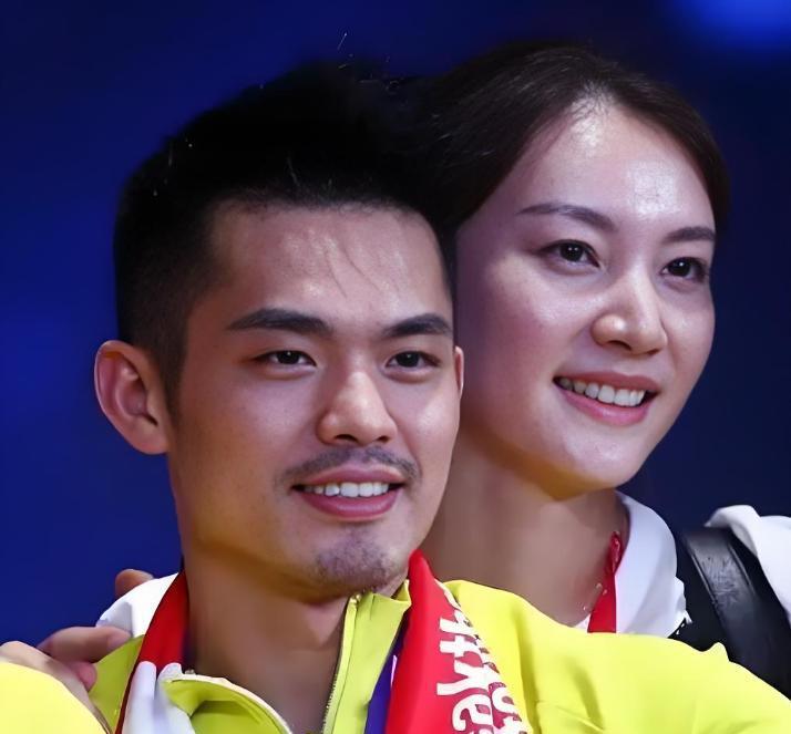 马来西亚羽毛球队力克印尼羽毛球队，林丹惊艳世界的简单介绍