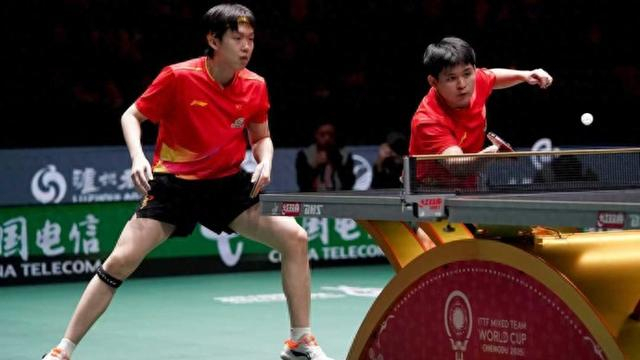 法国队完胜日本队，黄鸭组合状态火热的简单介绍