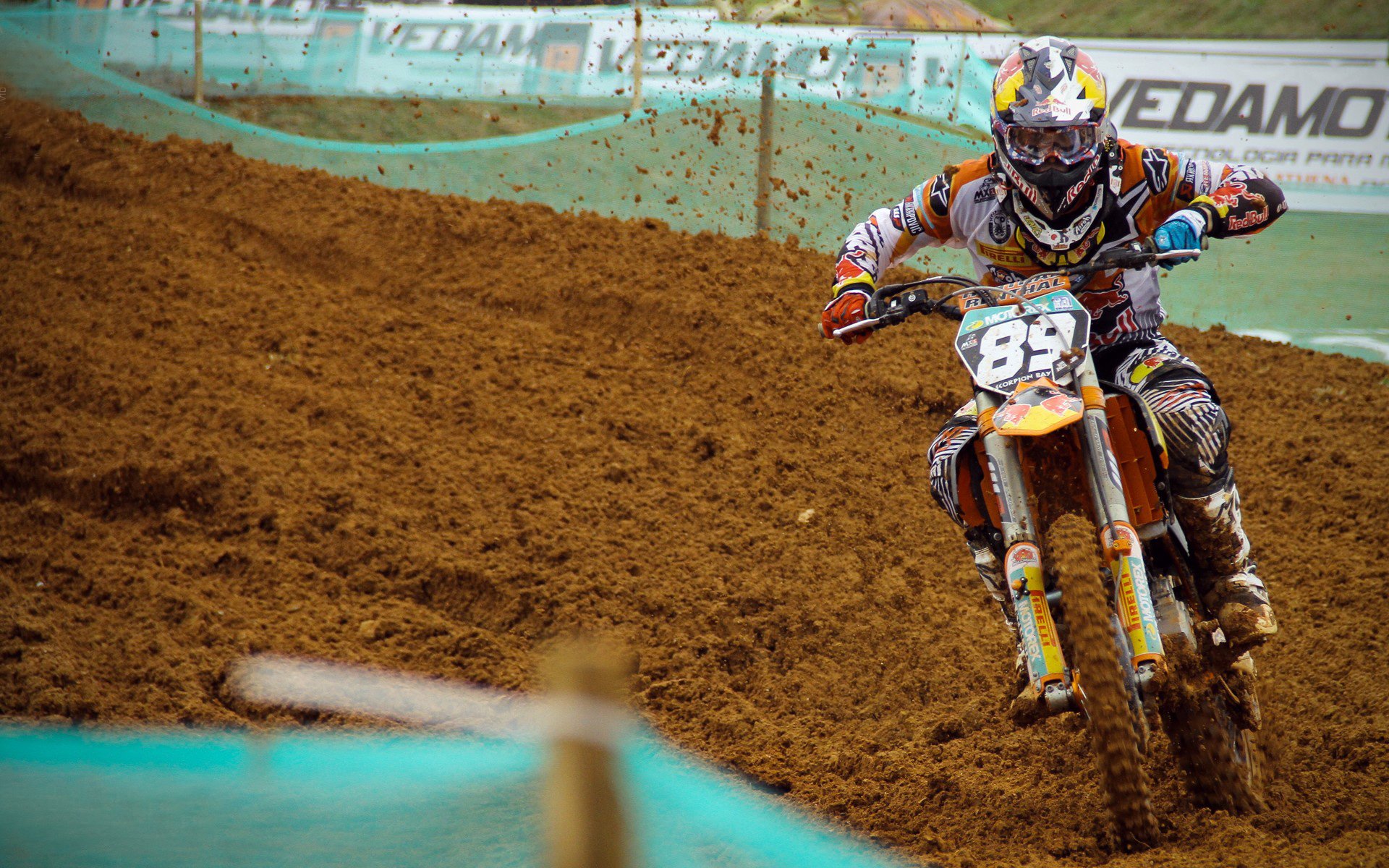 哈利伯顿末节爆发导演逆转，灰熊压哨绝杀终结北京队连胜